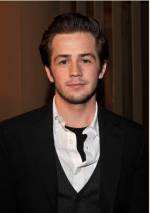 The photo image of Michael Angarano. Down load movies of the actor Michael Angarano. Enjoy the super quality of films where Michael Angarano starred in.