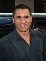 The photo image of Cliff Curtis. Down load movies of the actor Cliff Curtis. Enjoy the super quality of films where Cliff Curtis starred in.