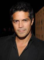 The photo image of Esai Morales. Down load movies of the actor Esai Morales. Enjoy the super quality of films where Esai Morales starred in.