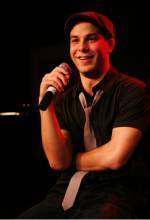 The photo image of Skylar Astin. Down load movies of the actor Skylar Astin. Enjoy the super quality of films where Skylar Astin starred in.