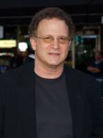 The photo image of Albert Brooks. Down load movies of the actor Albert Brooks. Enjoy the super quality of films where Albert Brooks starred in.
