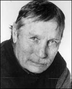 The photo image of Edward Bunker. Down load movies of the actor Edward Bunker. Enjoy the super quality of films where Edward Bunker starred in.