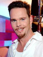 The photo image of Kevin Dillon. Down load movies of the actor Kevin Dillon. Enjoy the super quality of films where Kevin Dillon starred in.
