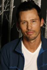 The photo image of Jeffrey Donovan. Down load movies of the actor Jeffrey Donovan. Enjoy the super quality of films where Jeffrey Donovan starred in.