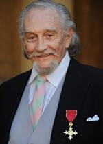 The photo image of Roy Dotrice. Down load movies of the actor Roy Dotrice. Enjoy the super quality of films where Roy Dotrice starred in.