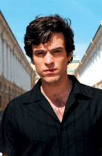 The photo image of Romain Duris. Down load movies of the actor Romain Duris. Enjoy the super quality of films where Romain Duris starred in.