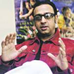 The photo image of Gulshan Grover. Down load movies of the actor Gulshan Grover. Enjoy the super quality of films where Gulshan Grover starred in.