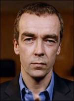 The photo image of John Hannah. Down load movies of the actor John Hannah. Enjoy the super quality of films where John Hannah starred in.