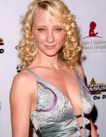 The photo image of Anne Heche. Down load movies of the actor Anne Heche. Enjoy the super quality of films where Anne Heche starred in.