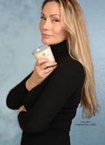 The photo image of Virginia Hey. Down load movies of the actor Virginia Hey. Enjoy the super quality of films where Virginia Hey starred in.