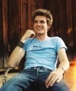 The photo image of Tyler Hilton. Down load movies of the actor Tyler Hilton. Enjoy the super quality of films where Tyler Hilton starred in.