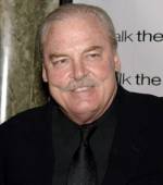 The photo image of Stacy Keach. Down load movies of the actor Stacy Keach. Enjoy the super quality of films where Stacy Keach starred in.
