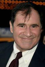 The photo image of Richard Kind. Down load movies of the actor Richard Kind. Enjoy the super quality of films where Richard Kind starred in.