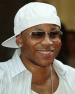 The photo image of LL Cool J. Down load movies of the actor LL Cool J. Enjoy the super quality of films where LL Cool J starred in.