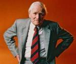 The photo image of Desmond Llewelyn. Down load movies of the actor Desmond Llewelyn. Enjoy the super quality of films where Desmond Llewelyn starred in.