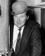 The photo image of Patrick Macnee. Down load movies of the actor Patrick Macnee. Enjoy the super quality of films where Patrick Macnee starred in.
