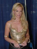 The photo image of Chase Masterson. Down load movies of the actor Chase Masterson. Enjoy the super quality of films where Chase Masterson starred in.
