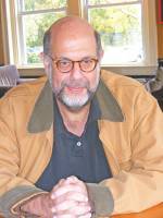 The photo image of Fred Melamed. Down load movies of the actor Fred Melamed. Enjoy the super quality of films where Fred Melamed starred in.