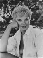 The photo image of Barbara Nichols. Down load movies of the actor Barbara Nichols. Enjoy the super quality of films where Barbara Nichols starred in.