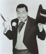 The photo image of Warner Oland. Down load movies of the actor Warner Oland. Enjoy the super quality of films where Warner Oland starred in.