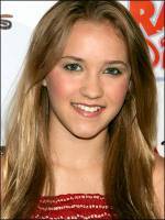 The photo image of Emily Osment. Down load movies of the actor Emily Osment. Enjoy the super quality of films where Emily Osment starred in.