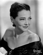 The photo image of Sylvia Sidney. Down load movies of the actor Sylvia Sidney. Enjoy the super quality of films where Sylvia Sidney starred in.