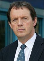 The photo image of Kevin Whately. Down load movies of the actor Kevin Whately. Enjoy the super quality of films where Kevin Whately starred in.