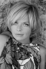 The photo image of Susannah York. Down load movies of the actor Susannah York. Enjoy the super quality of films where Susannah York starred in.